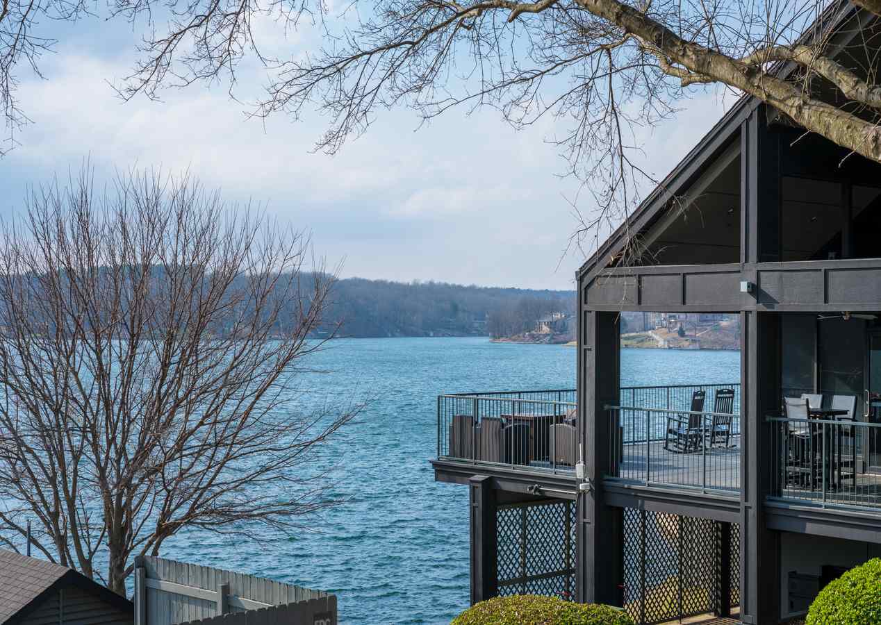 Jackson's Point Real Estate - REALTY WEALTH GROUP INC, Realtor